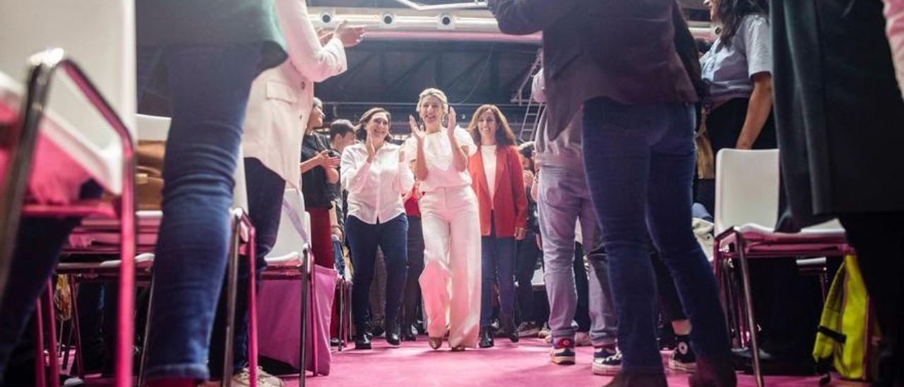 Ada Colau, Yolanda Díaz y Mónica García en la presentación de Sumar.