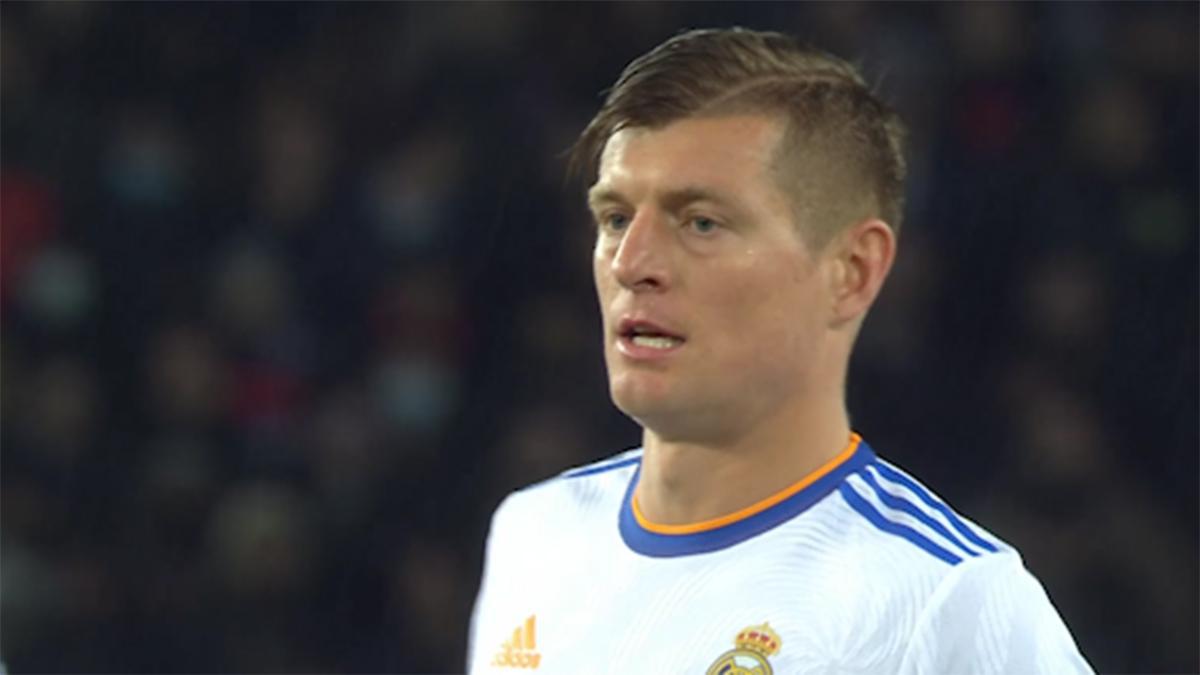 Real Madrid - Chelsea | A Kroos no le sentó bien su cambio por Camavinga