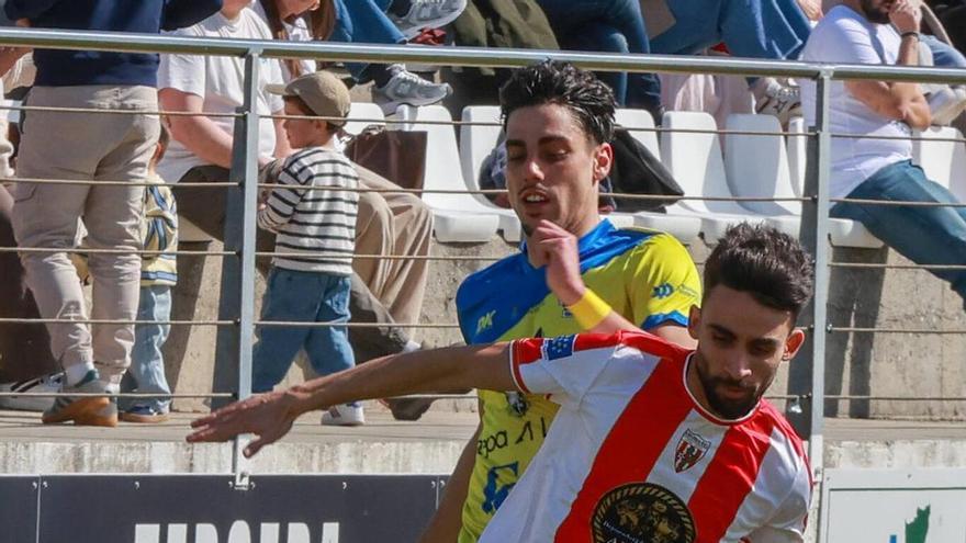 El Céltiga se lleva el derbi con el Cambados (2-0)