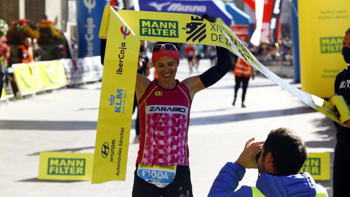 FOTOGALERÍA | Éxito rotundo en el regreso del Maratón de Zaragoza