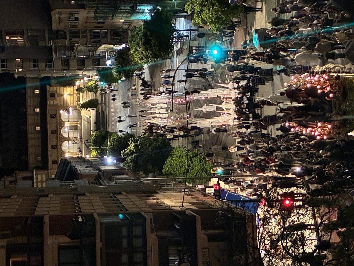 Procesión de la Humildad en la plaza de los Monos y Compás de la Victoria.