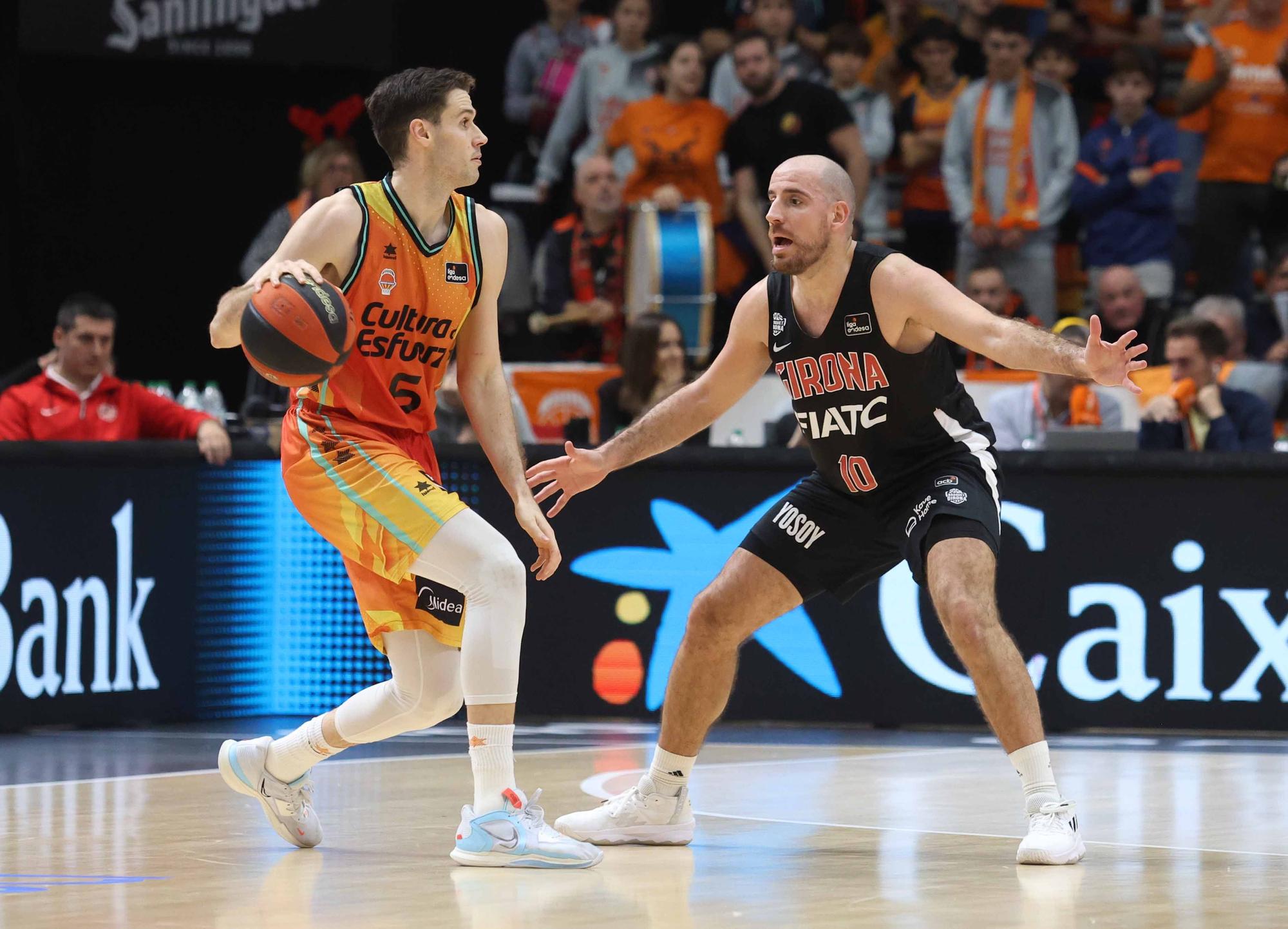 Las mejores imágenes del Valencia Basket - Girona Basketball