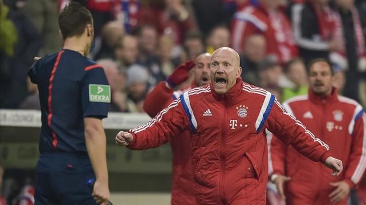 Sammer no quiere que se critique a Guardiola