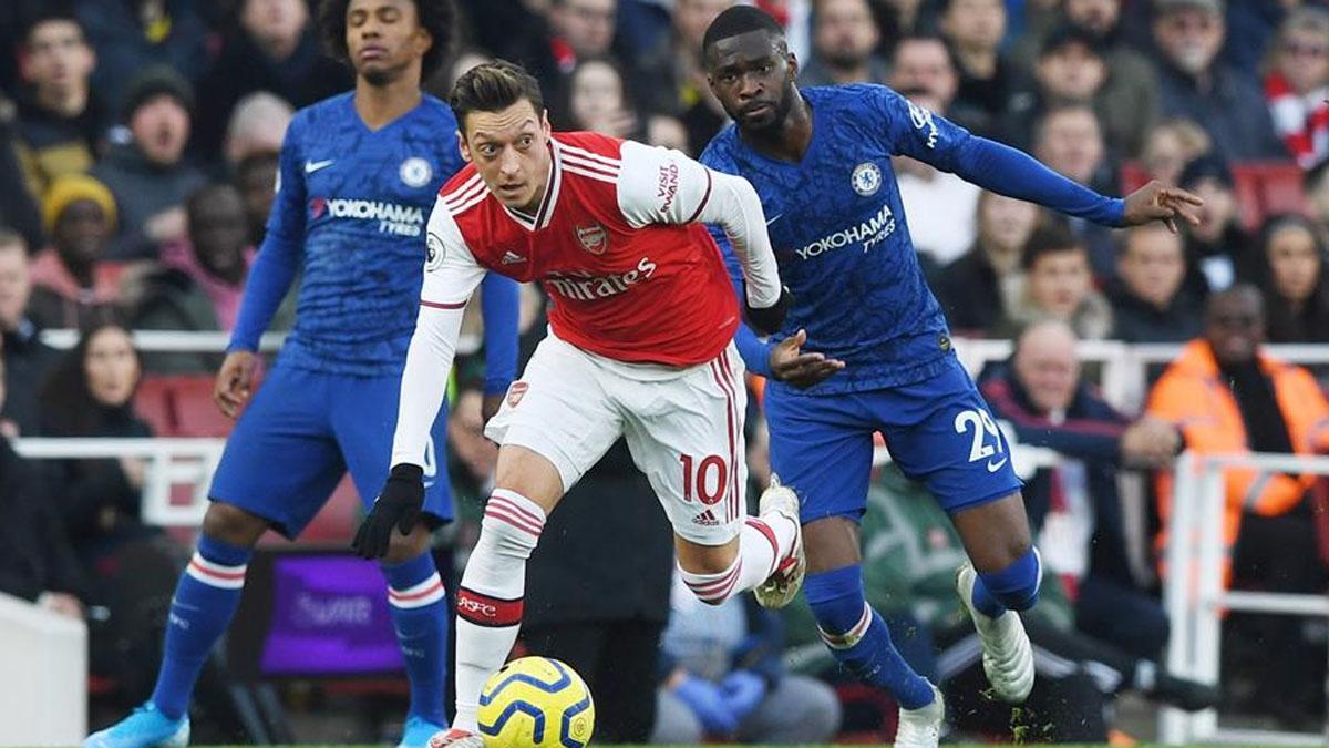 Mesut Özil, a un paso de abandonar el Arsenal