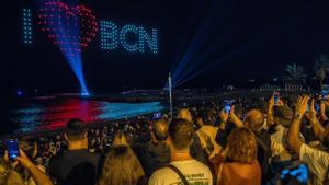 La Mercè derrota els mals presagis amb una arrencada multitudinària i festiva