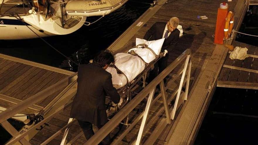 Un bañista de 45 años fallece arrollado por una lancha de pesca en una cala de Vigo