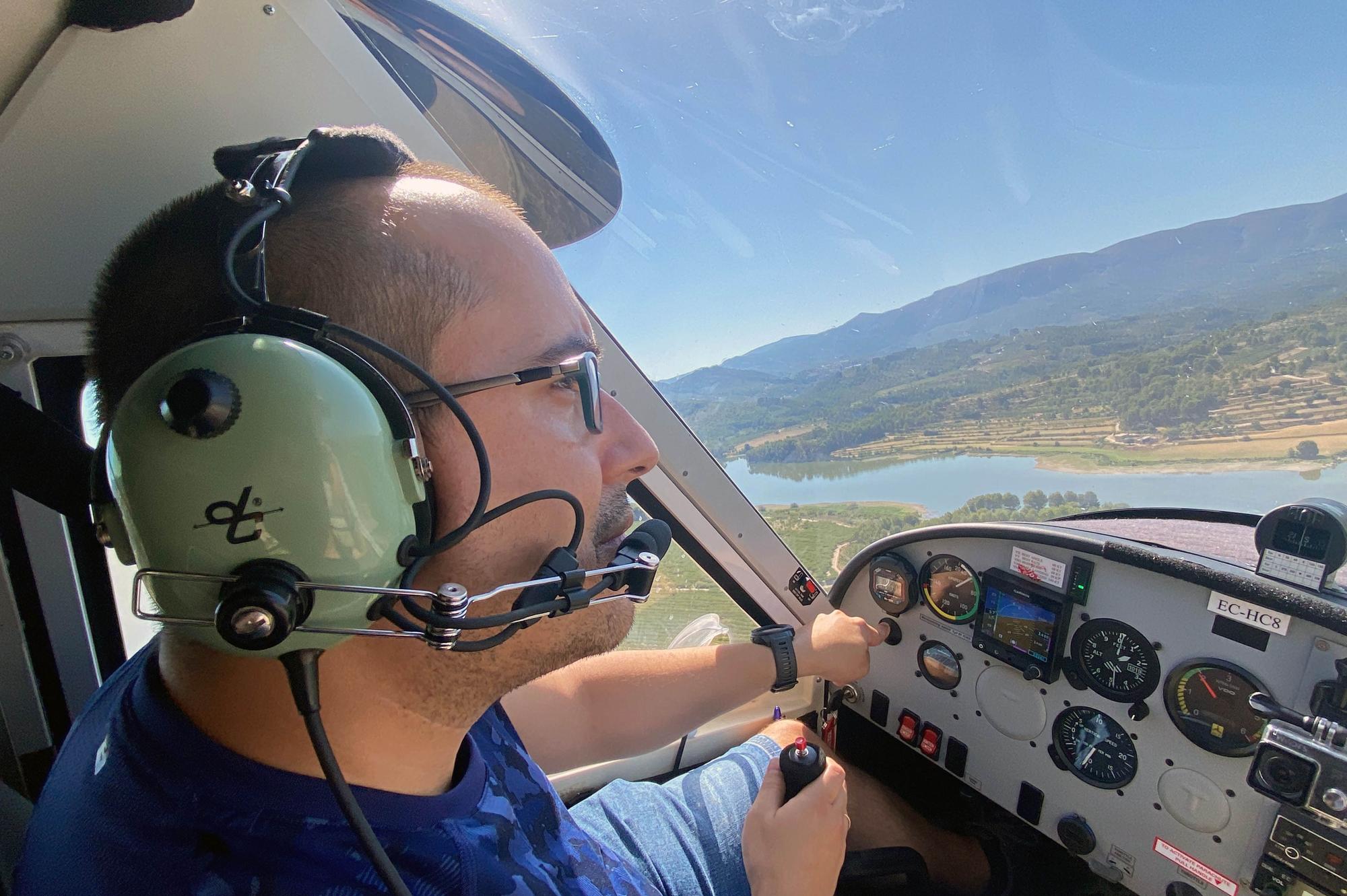 Pilotos en guardia contra los incendios