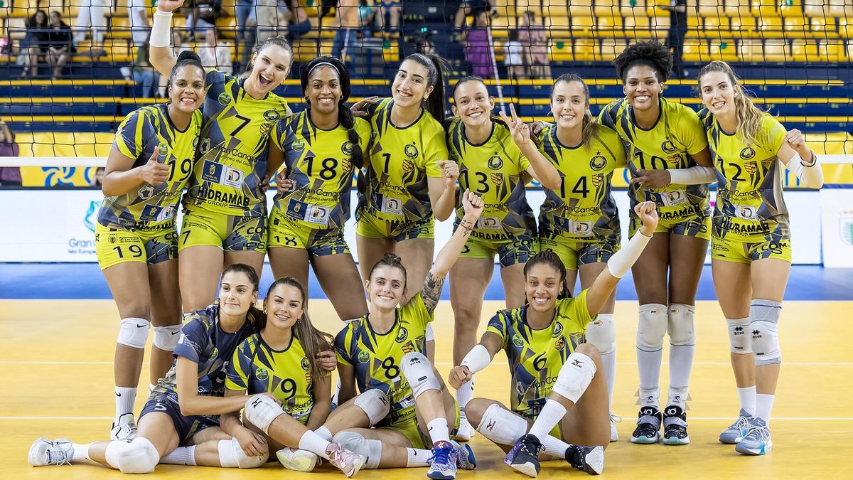 La plantilla del Hidramar Gran Canaria, campeón de liga, al completo en el CID