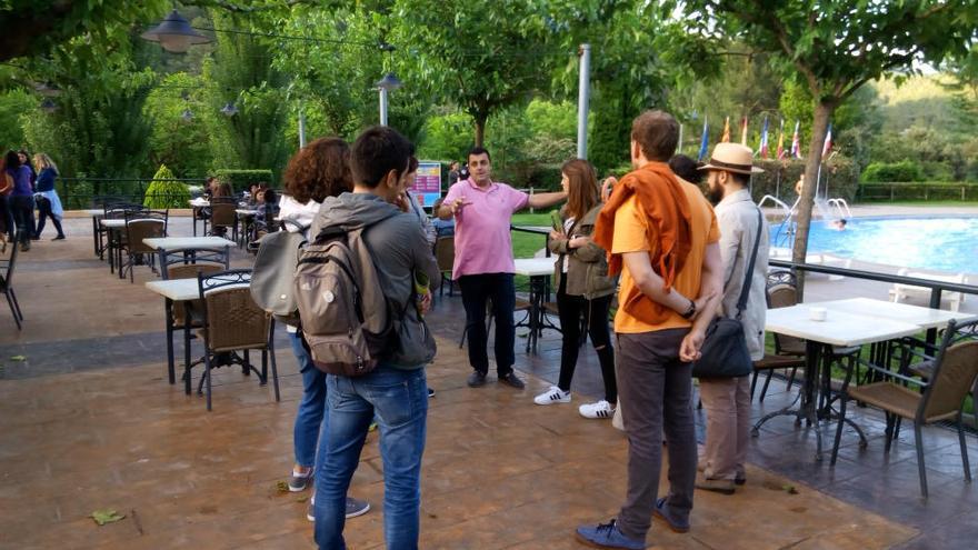 Els periodistes al càmping Bassegoda Park