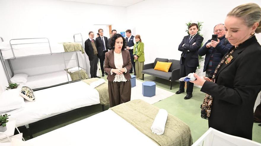 Elche abre un refugio contra la exclusión de familias vulnerables que se quedan sin casa