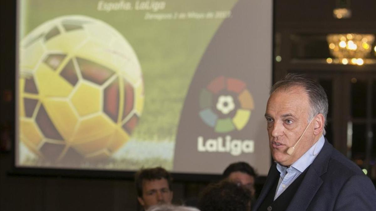 Javier Tebas ha hablado hoy sobre &quot;La industria del fútbol profesional en España&quot; durante un almuerzo-coloquio con el Círculo Aragonés de Economía