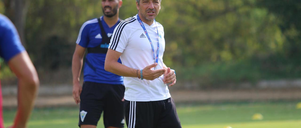 David Cubillo, en un entrenamiento con el Marbella.