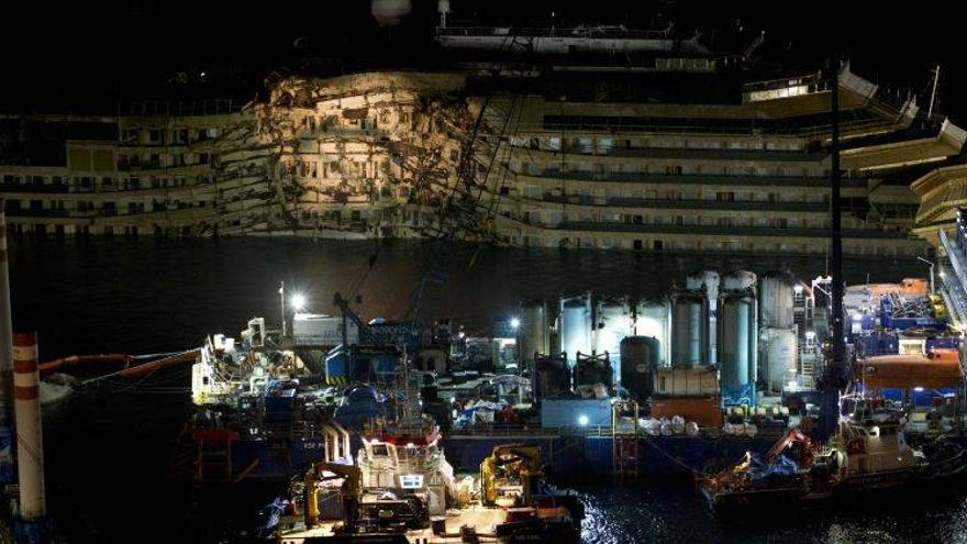 Acaba con éxito la operación para reflotar el &#039;Costa Concordia&#039;