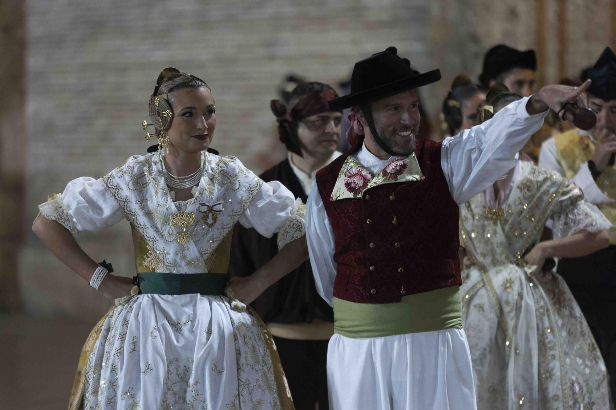 Bailando (las Fallas) hasta la medianoche