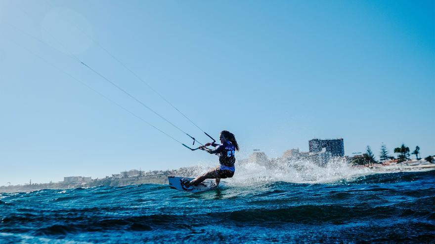 Noah Nicolas y Zoe Sosa son los reyes del aire del Gran Canaria Air Battle