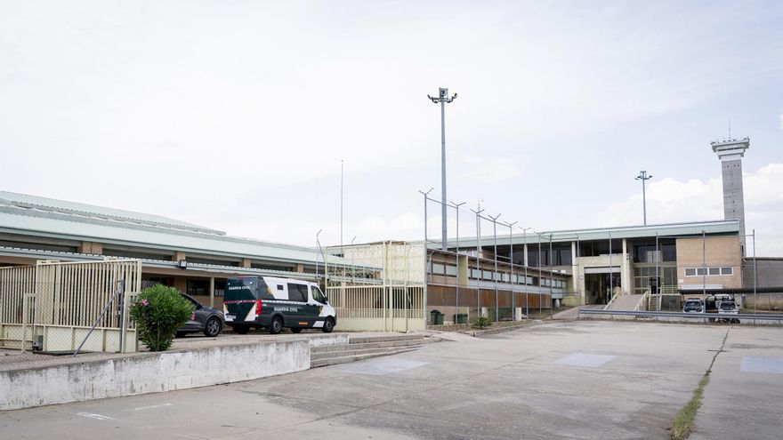 Prisiones deja sin efecto la orden de la UCO para que se le informara de todas la visitas a Cerdán en la cárcel