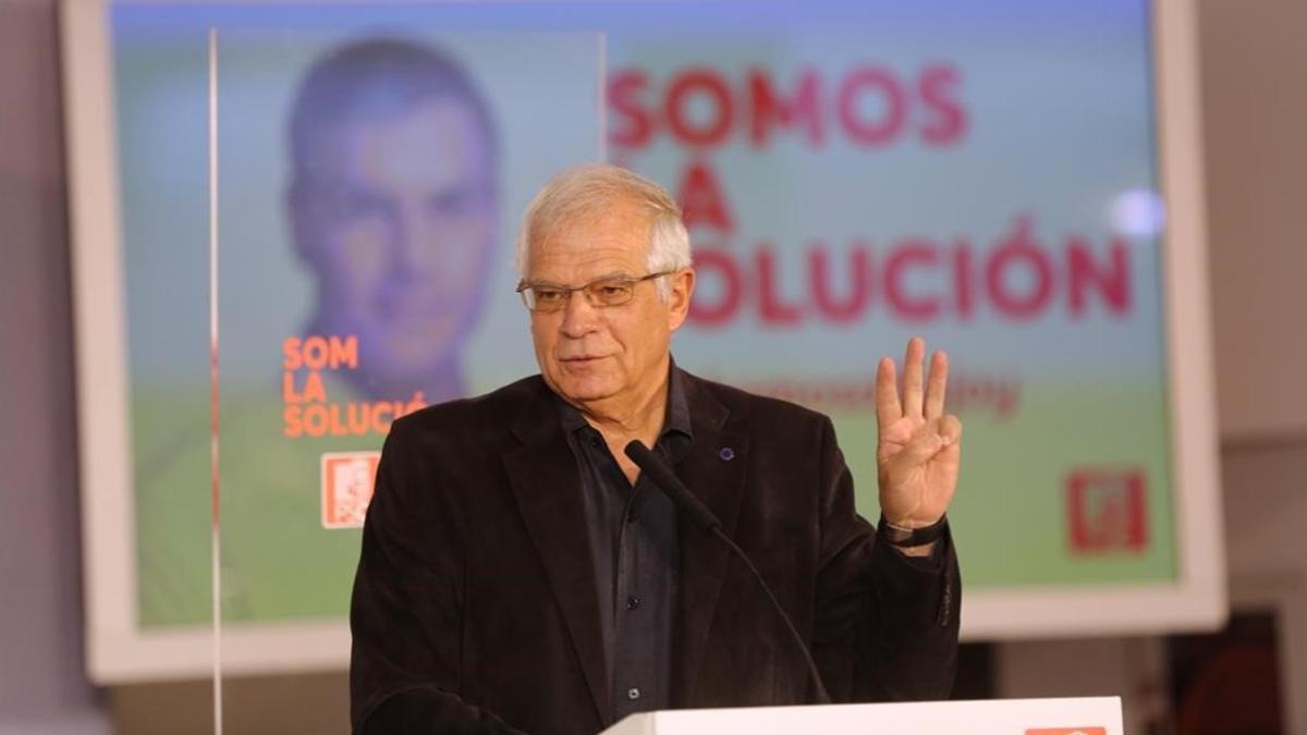 Josep Borrell, en un mitin de campaña del PSC.