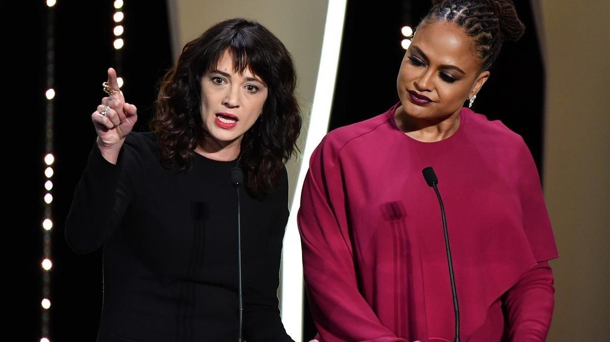 undefined43412561 italian actress asia argento l speaks on stage as us direc180520094256 undefined43412561 italian actress asia argento l speaks on stage as us direc180520094256