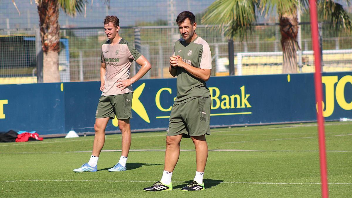 David Albelda, durante un entrenamiento del Villarreal B.