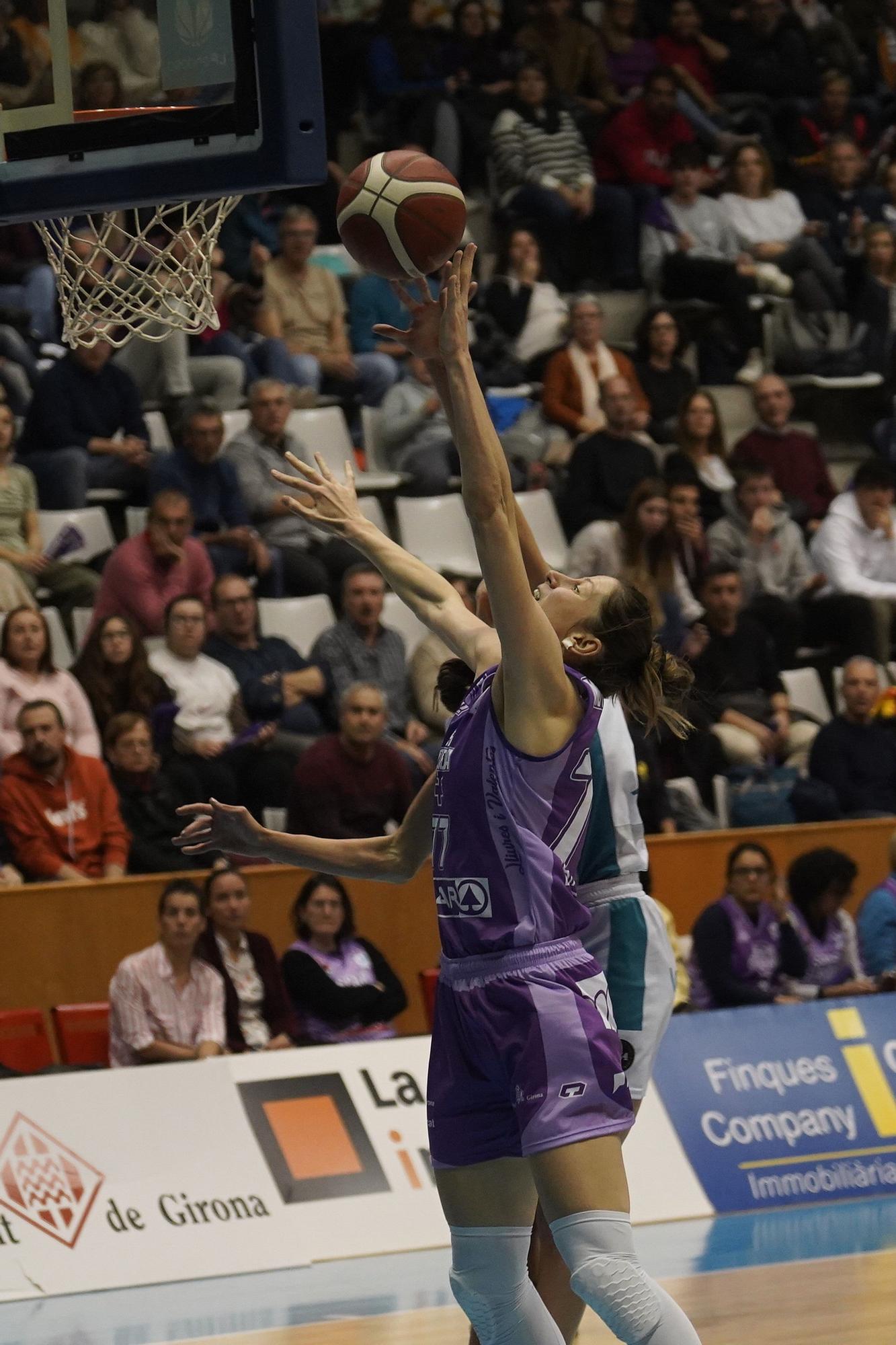 Totes les imatges del partit de l'Uni Girona contra el Jairis a Fontajau