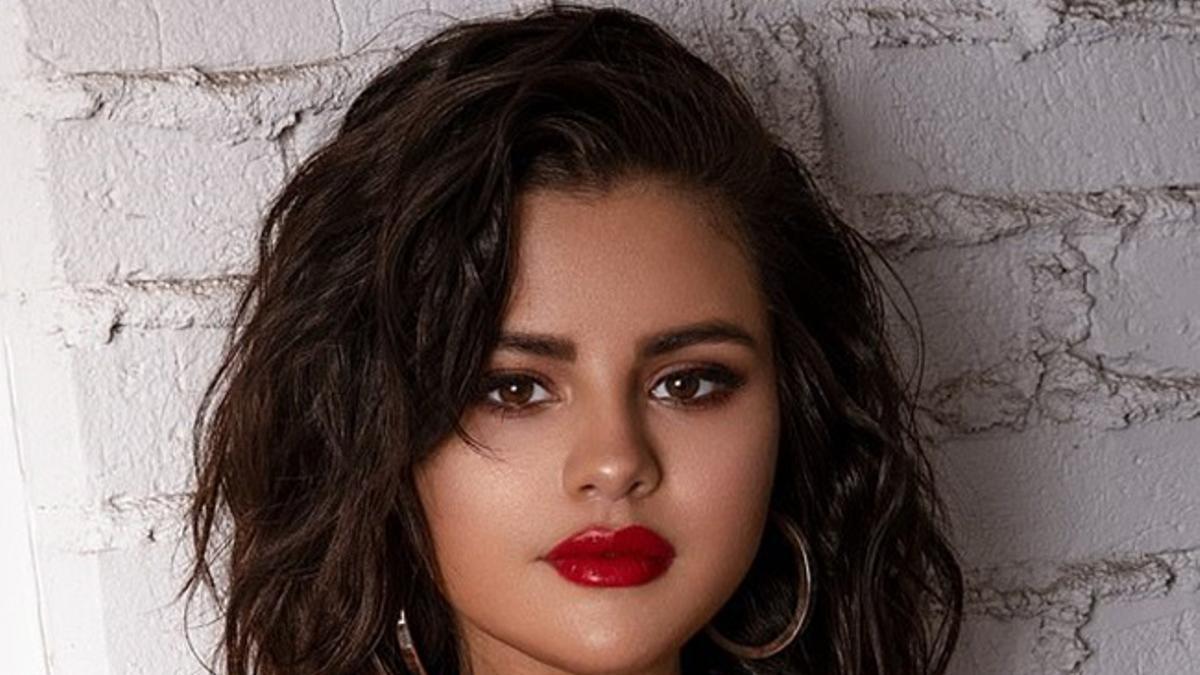 Selena Gomez con bikini de su propia coleccion