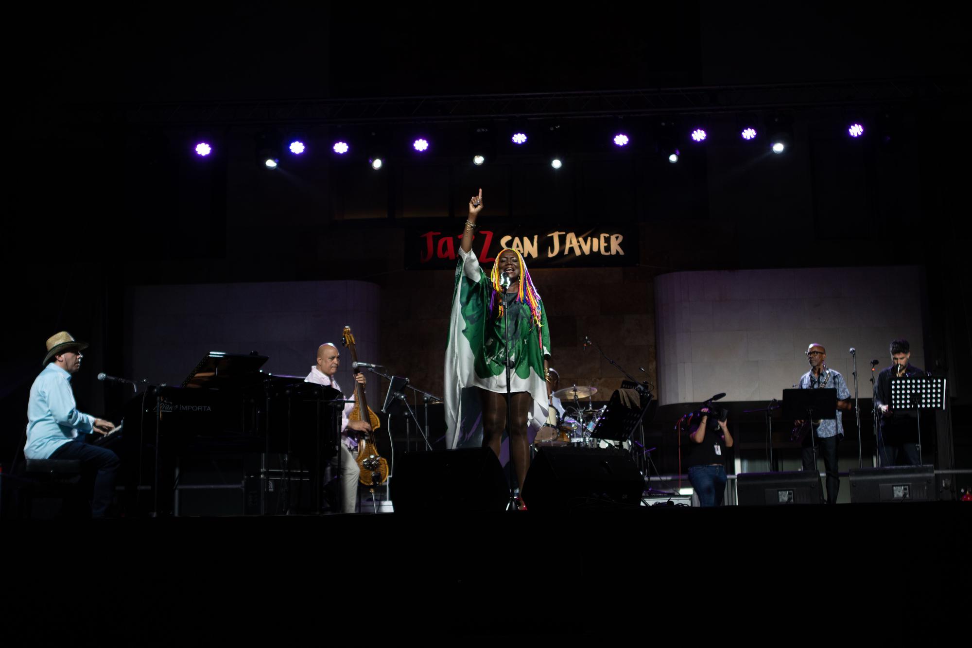 Lucrecia deslumbra en el Festival de Jazz de San Javier