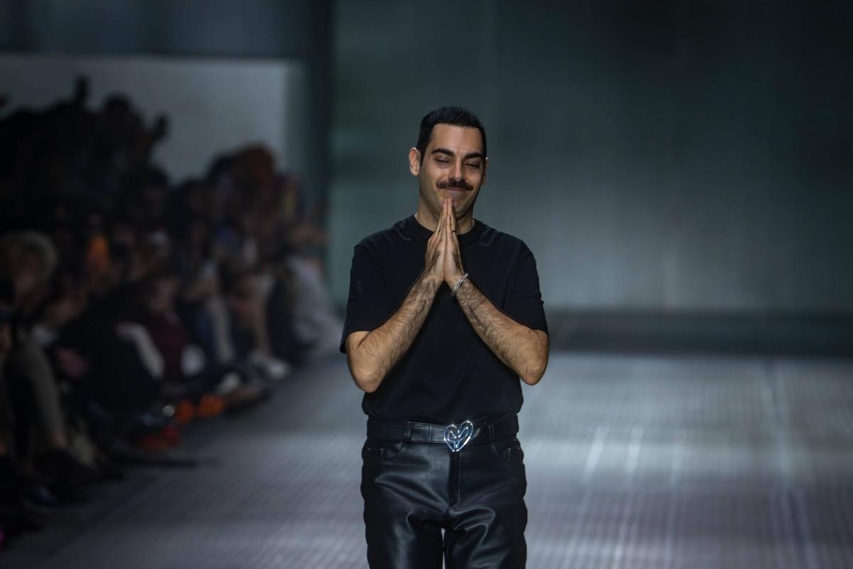 El diseñador de moda Dominnico El diseñador de moda Dominnico