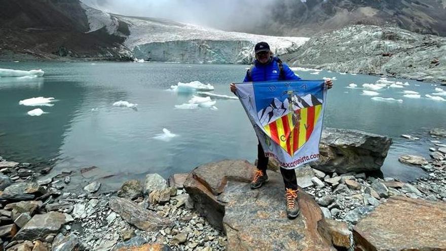 Juan José Boscà corona dos montañas en los Andes de Bolivia