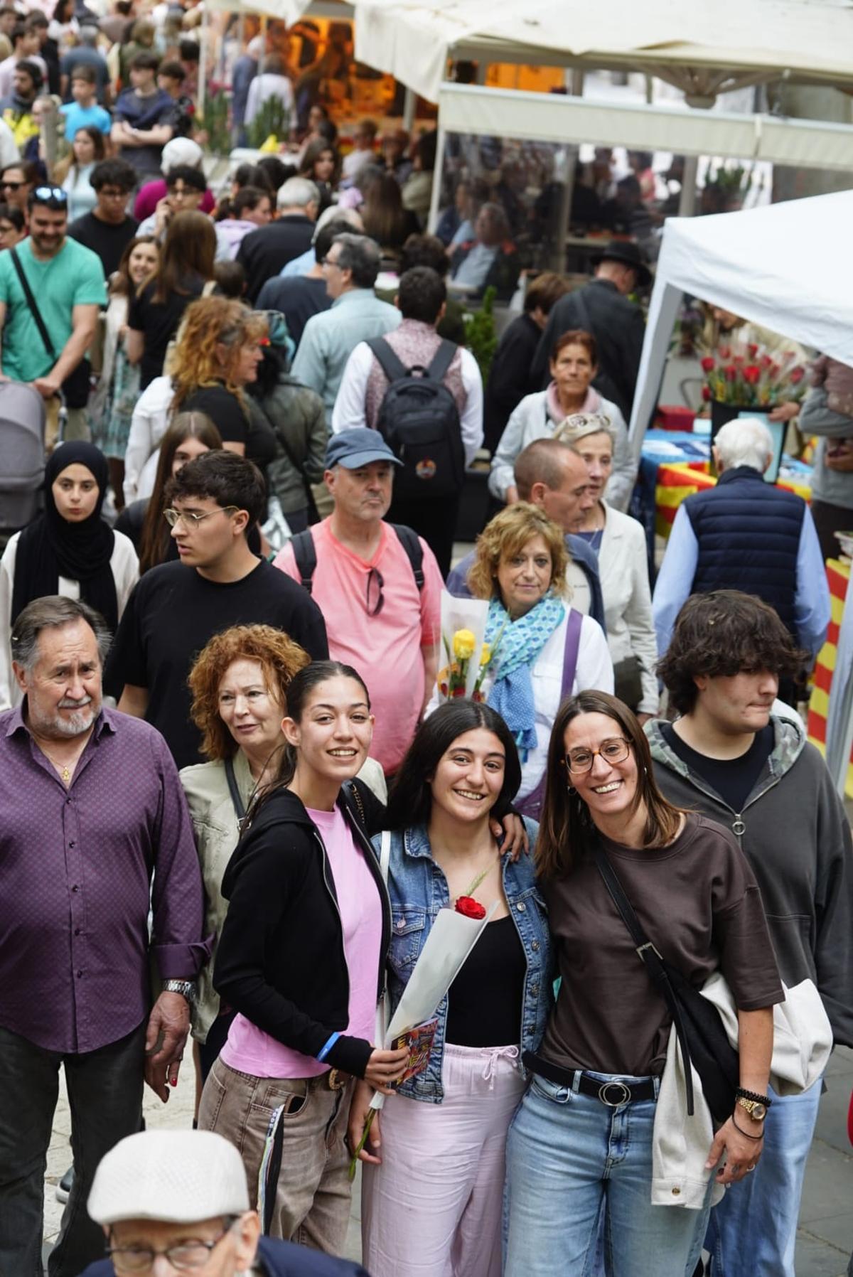 Les millor imatges de la Diada de Sant Jordi 2026 a Manresa