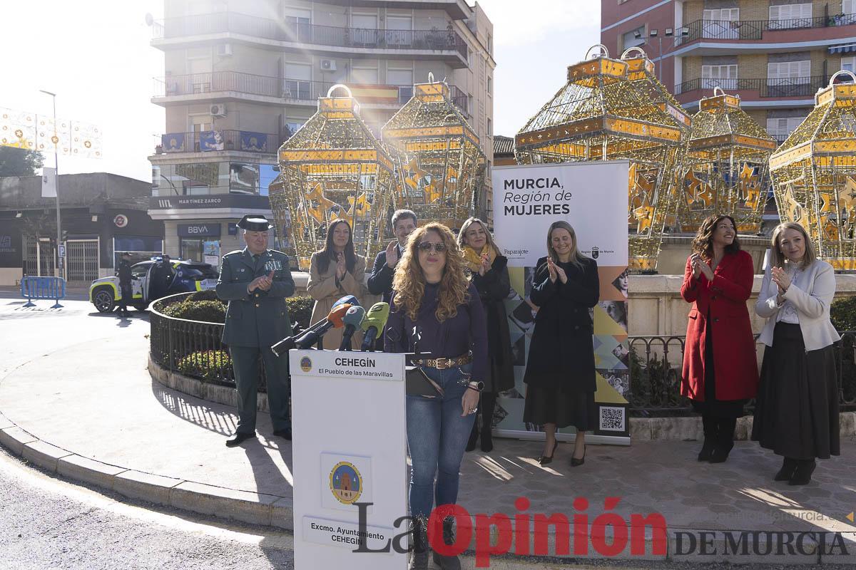 Cehegín rinde homenaje a las mujeres cosedoras de alpargatas