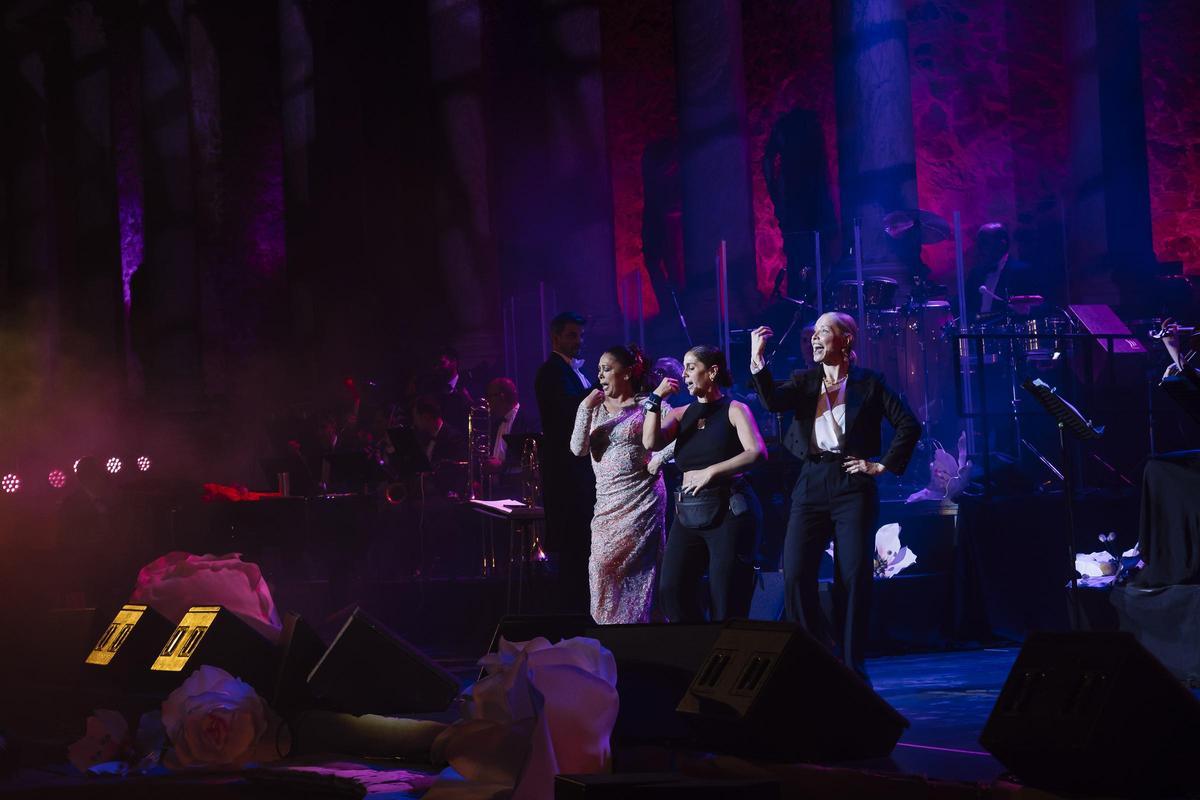Así se vivió el concierto de Isabel Pantoja en el teatro Romano de Mérida