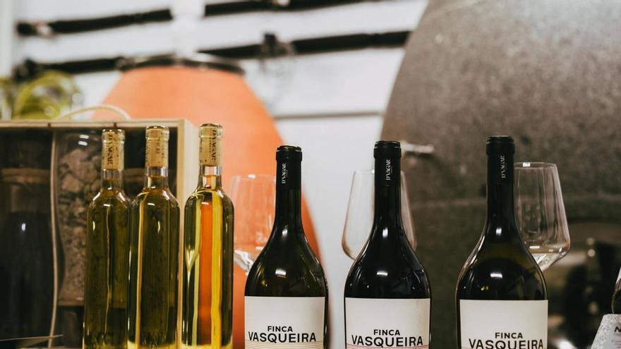 Una bodega de Ribeiro lanza un vino naranja especial para conmemorar el eclipse solar