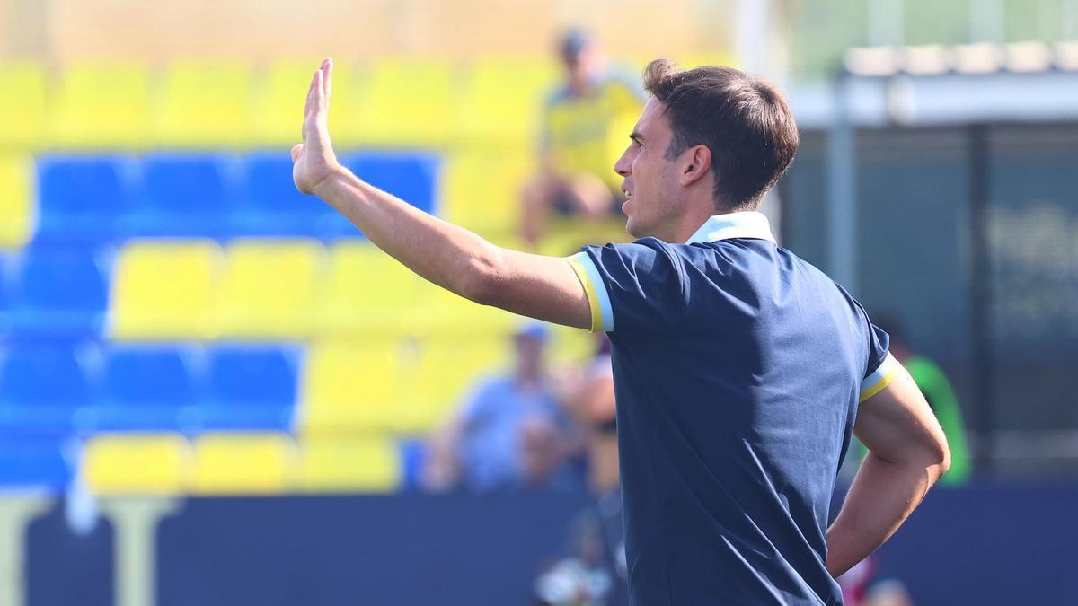 Iñigo Pérez, en el Villarreal-Levante de pretemporada.