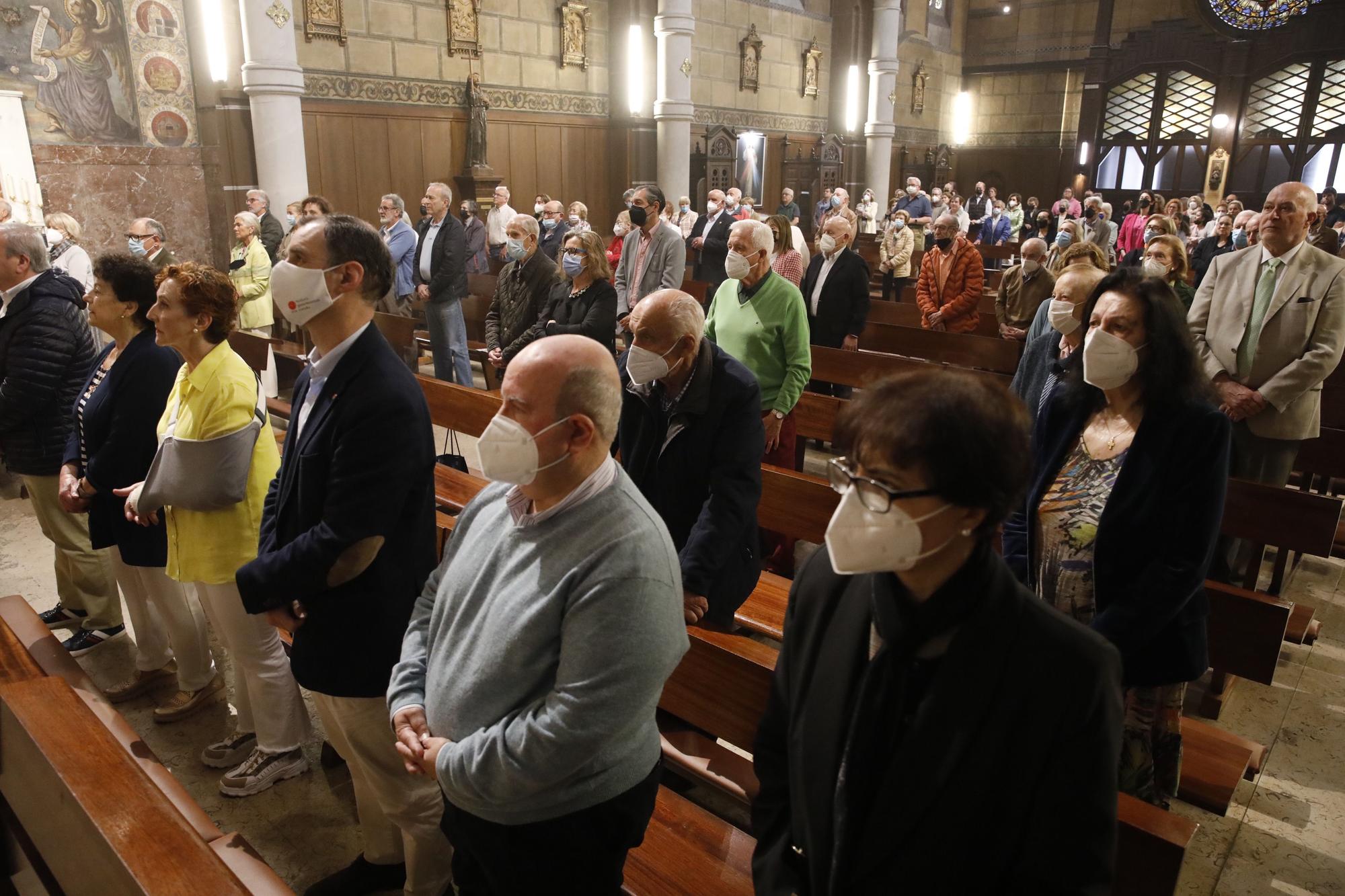 EN IMÁGENES: Así fue la misa con el arzobispo de Homs en la Iglesiona de Gijón