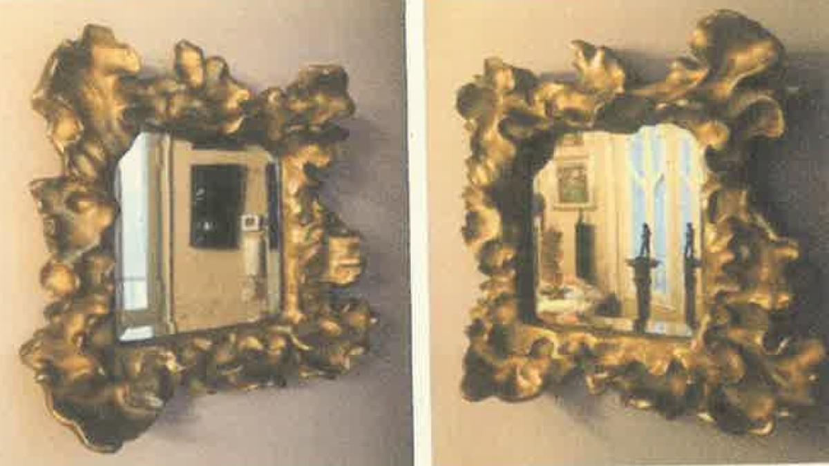 Dos imágenes del espejo atribuido a Antoni Gaudí y que se ofrece en pago a un impuesto al Ayuntamiento de Barcelona.
