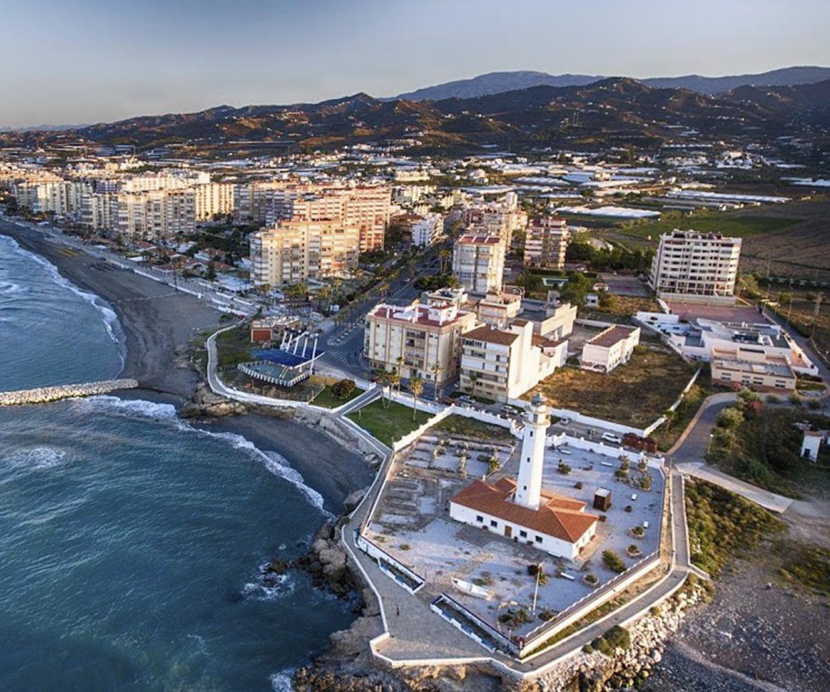 Playa de Ferrara, en Torrox Costa.| | L.O.