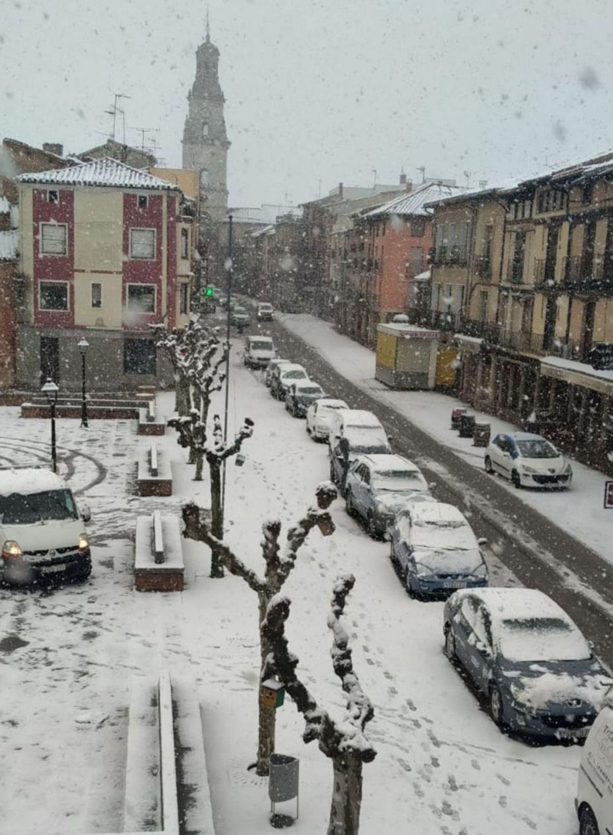 Nevada en la Plaza Mayor y Puerta del Mercado. | M. J. C.