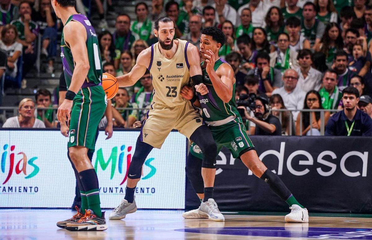 Tornike Shengelia durante el partido en el Martín Carpena frente al Unicaja. Tornike Shengelia durante el partido en el Martín Carpena frente al Unicaja.