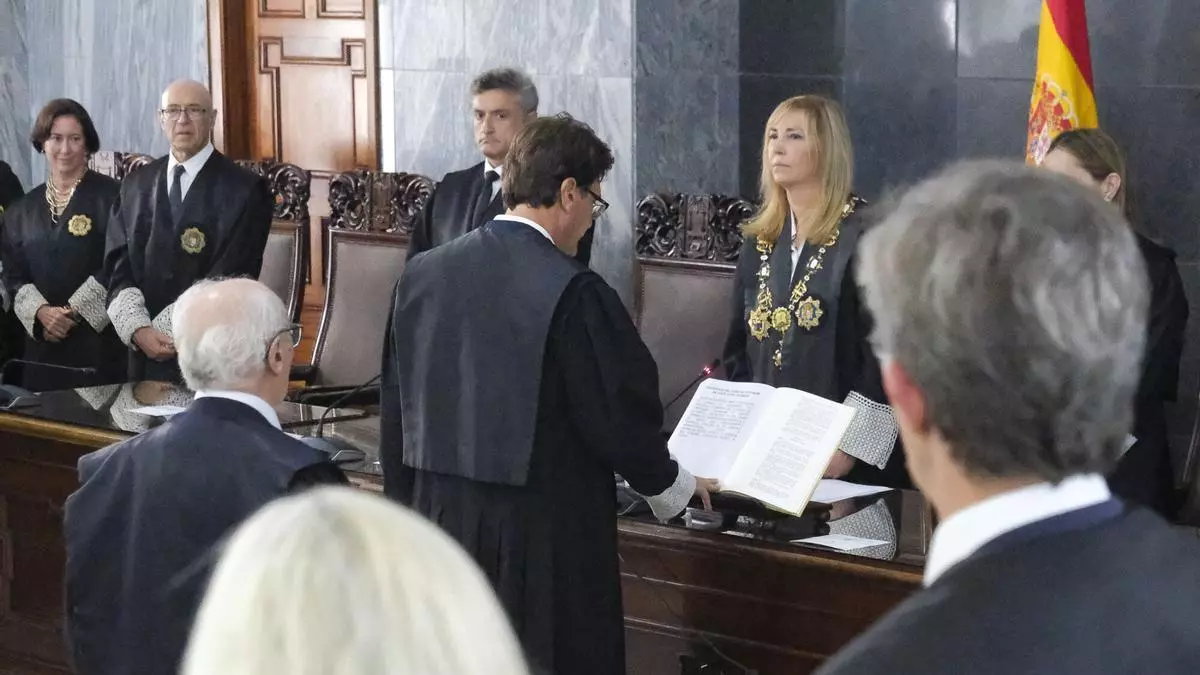 Juan Avello toma posesión como presidente del TSJC y reivindica la independencia judicial