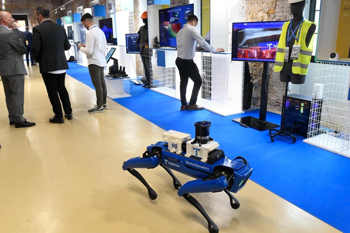 Durante la jornada se exhibieron distintos tipos de robots.