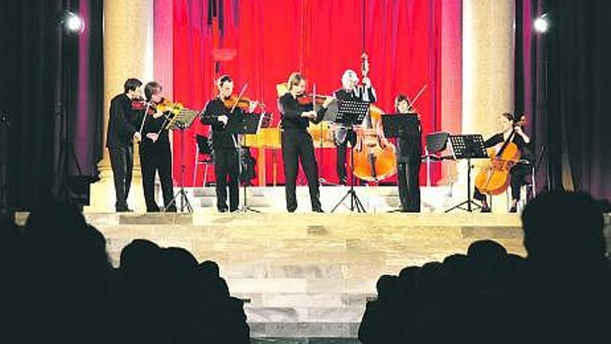 Recital de poemas en La Arena en homenaje a Miguel Hernández