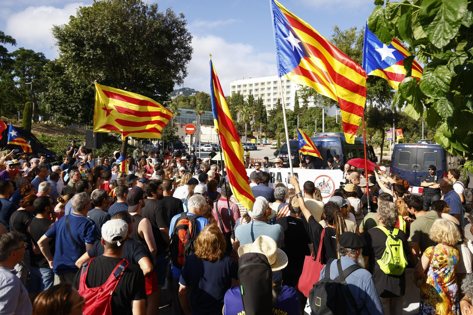 La protesta contra la Monarquia a Lloret