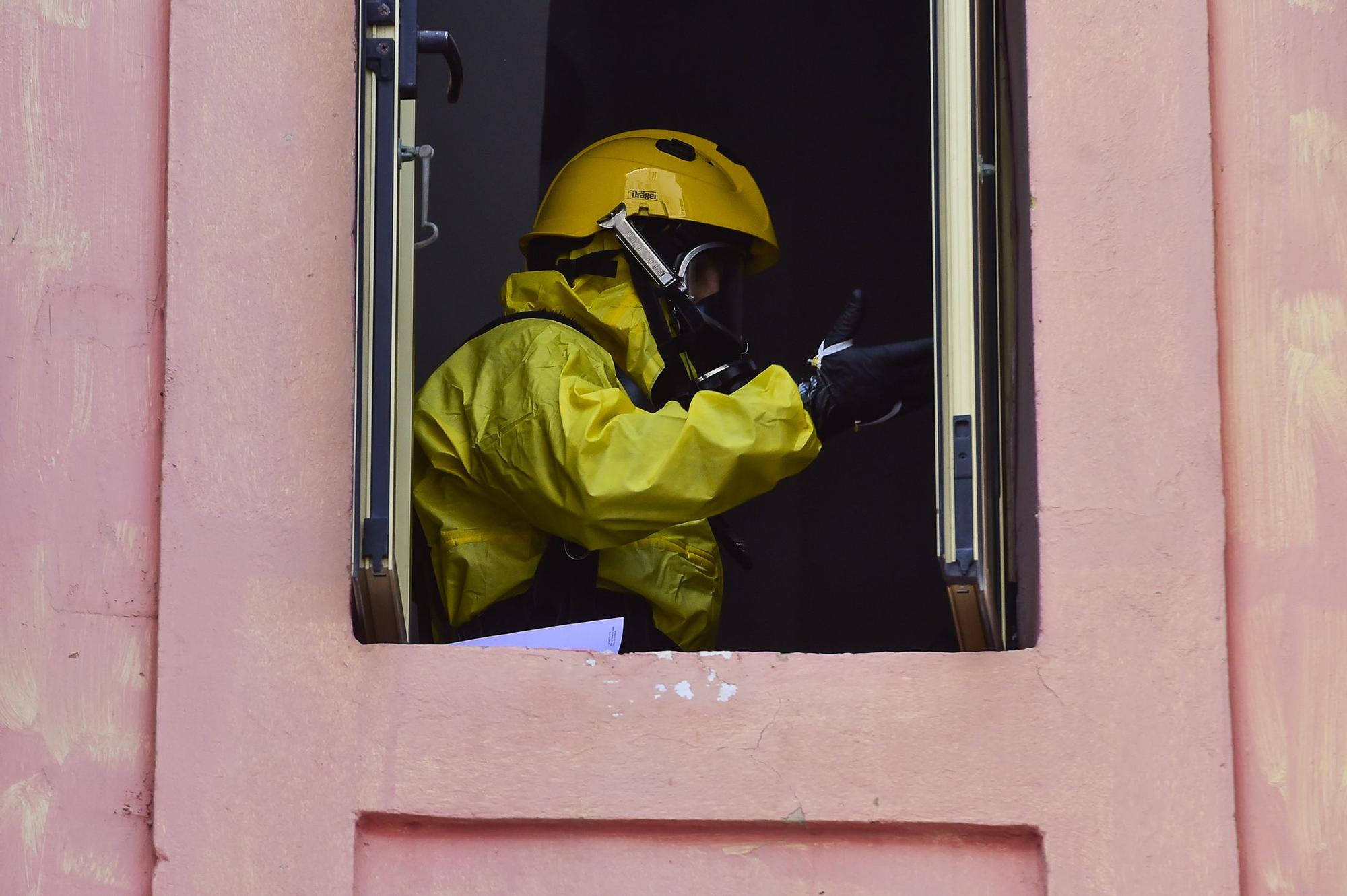 Hallan el cadáver de una mujer rodeado de basura en Schamann