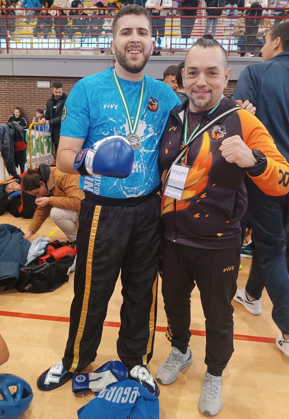 Rafa Delgado y su entrenador David Sanz.