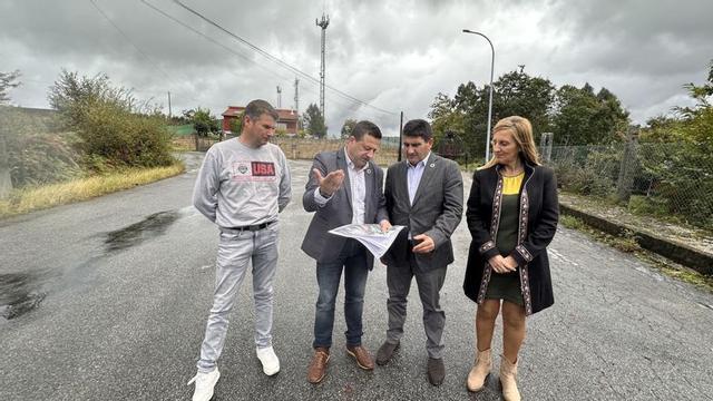 Visita del delegado del Gobierno a los proyectos en marcha en Cuntis. |   // FDV