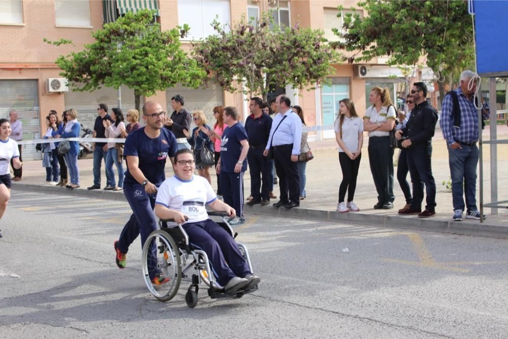 Carrera solidaria en el Gabriel Pérez Cárcel