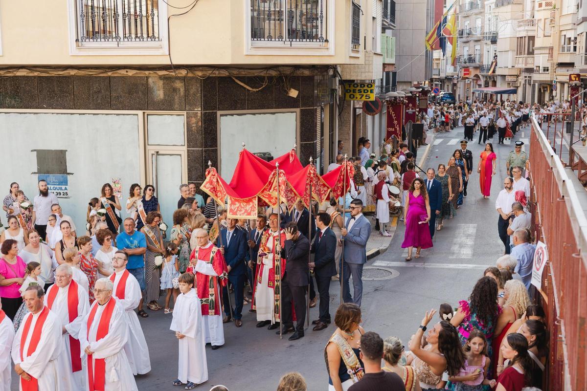 Las citas más emblemáticas de las fiestas de Torreblanca volvieron a reunir a numerosos vecinos en torno a la tradición.