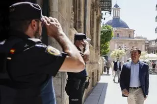 El Consell acelera para aprobar la ley de Acompañamiento y evita la "prioridad nacional" que exige Vox:  "No es cuestión de origen sino de arraigo"