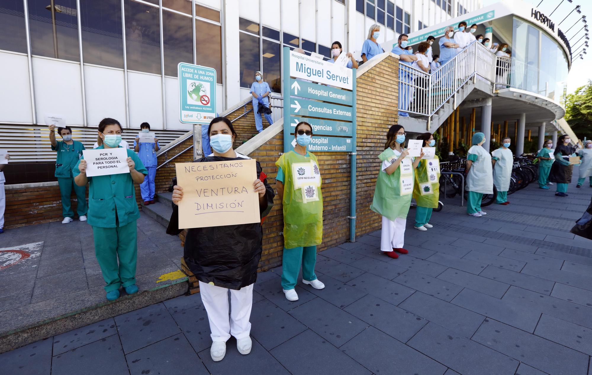 Sanitarios de Aragón piden la dimisión de la consejera de Sanidad, Pilar Ventura