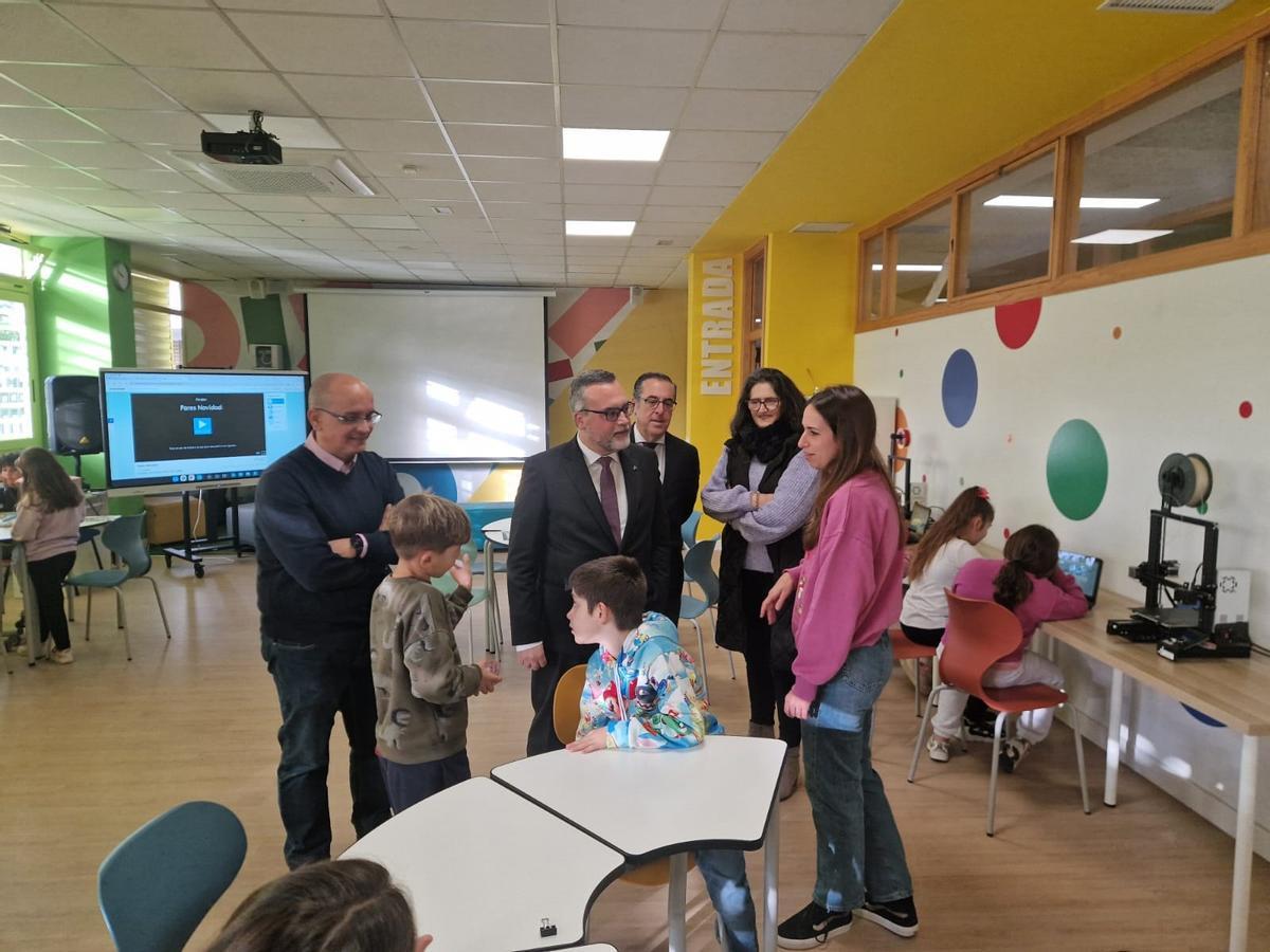 El CEIP Flor de Azahar fue reconocido en 2022 como Google Reference School, siendo el primer centro público de Andalucía y tercero de España.